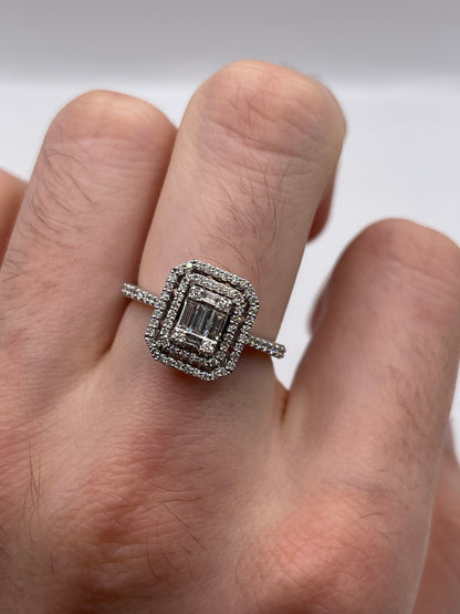14ct white gold diamond cluster ring