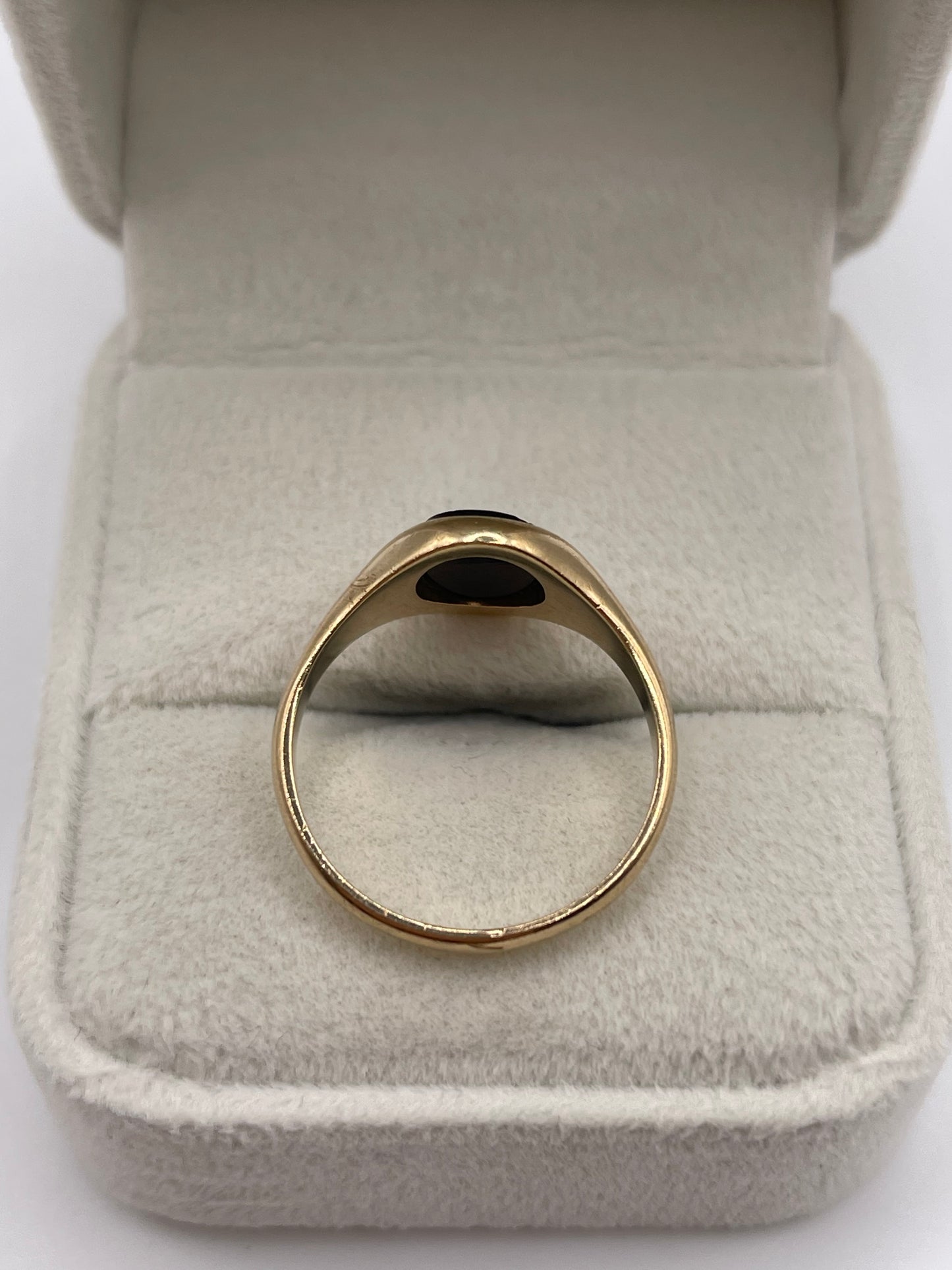 9ct gold onyx signet ring
