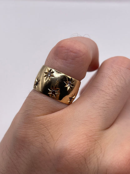 9ct gold garnet and cz star band