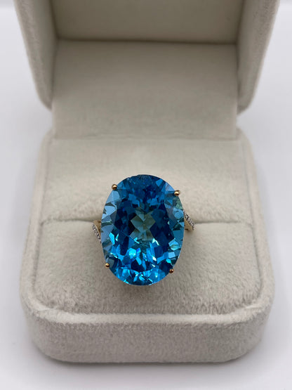 9ct gold blue topaz and diamond ring