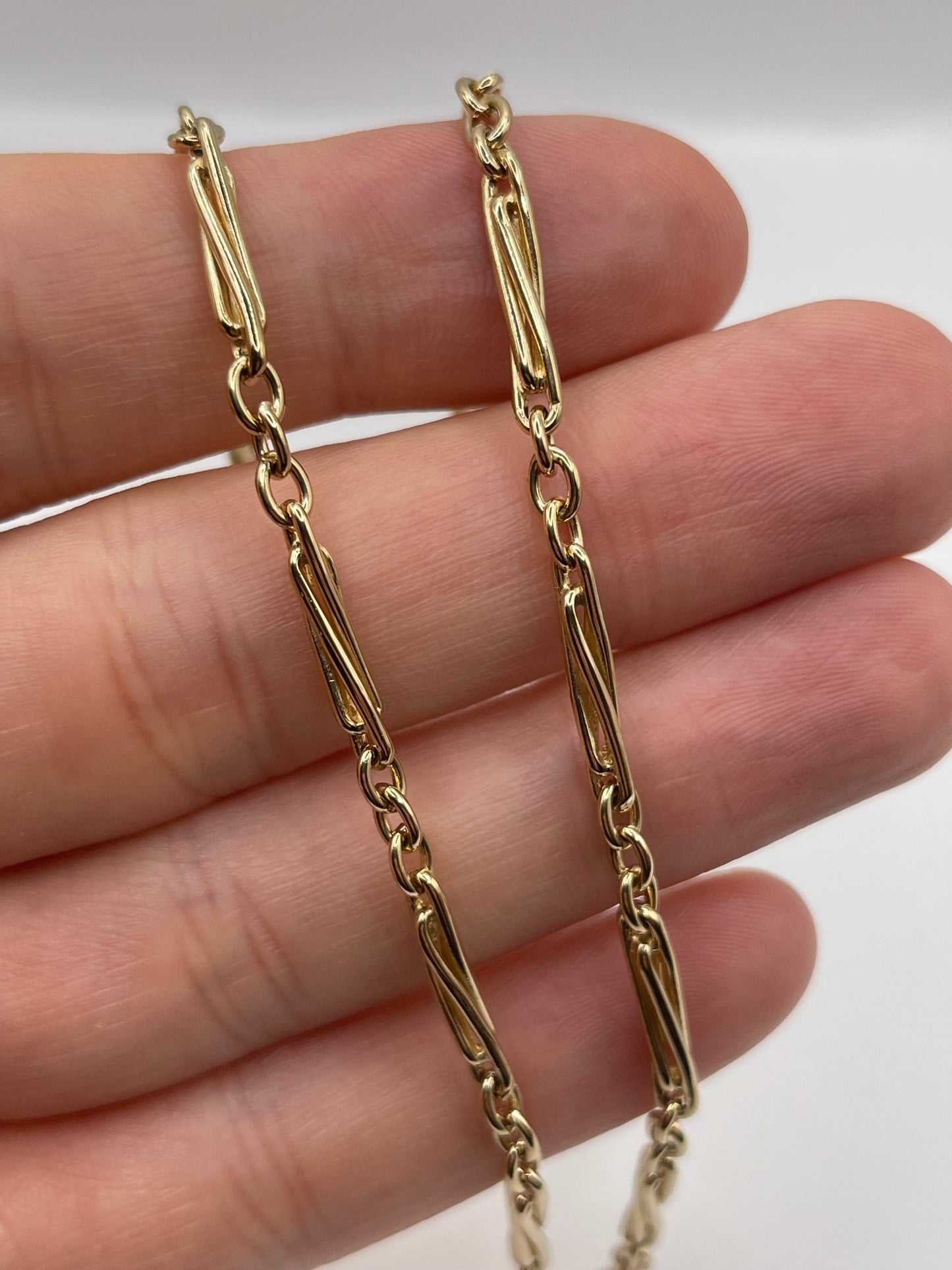 9ct gold chain 224