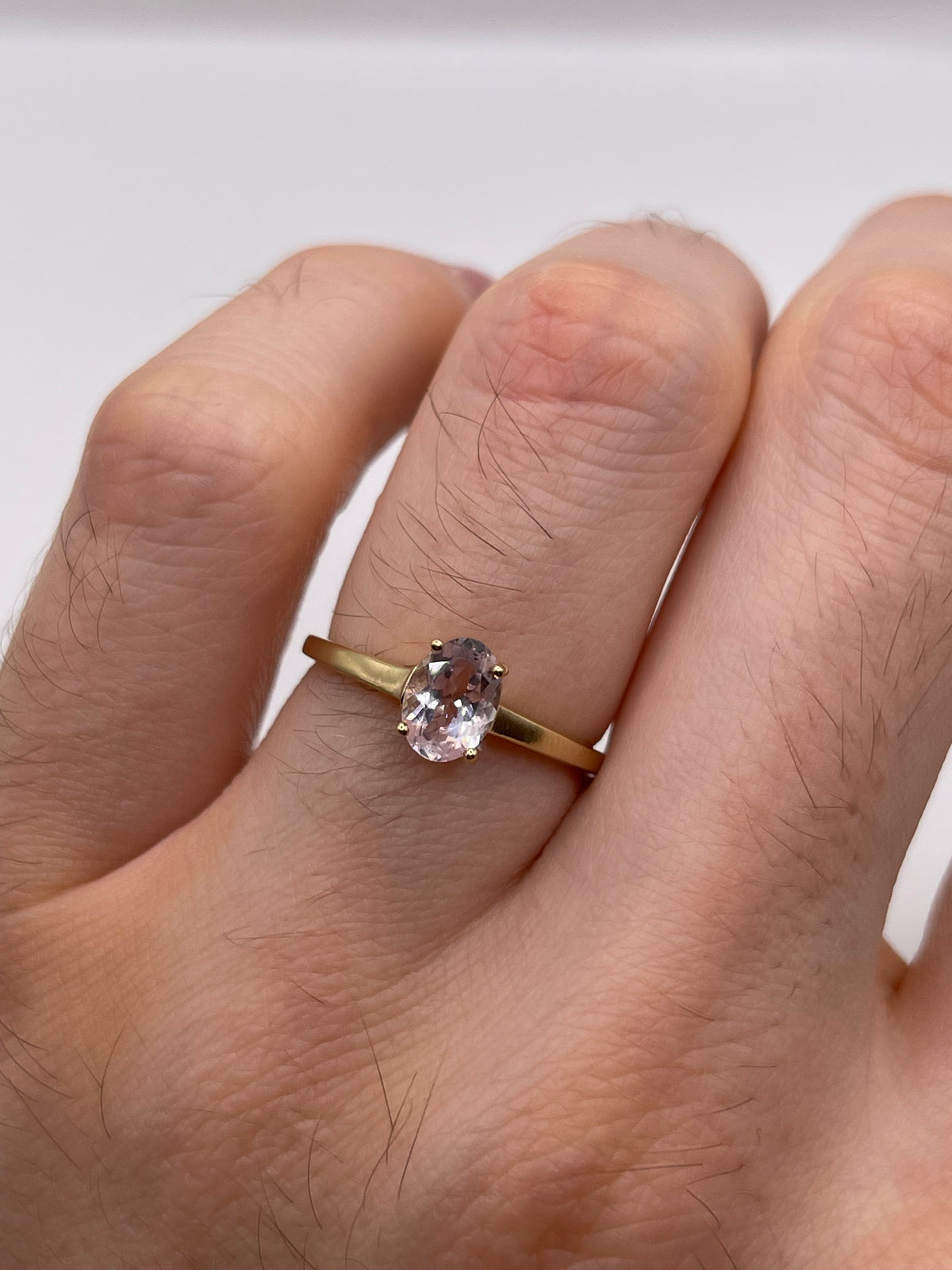 9ct gold kunzite ring