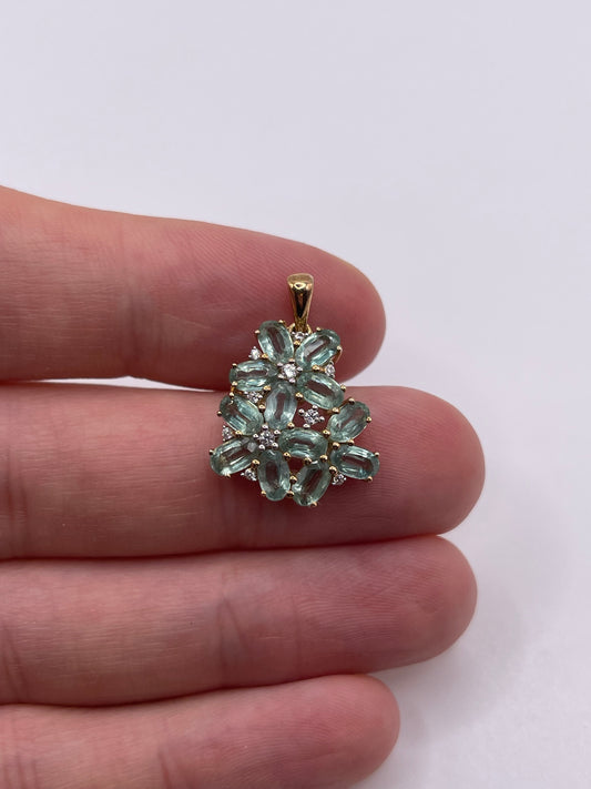9ct gold kyanite and zircon pendant