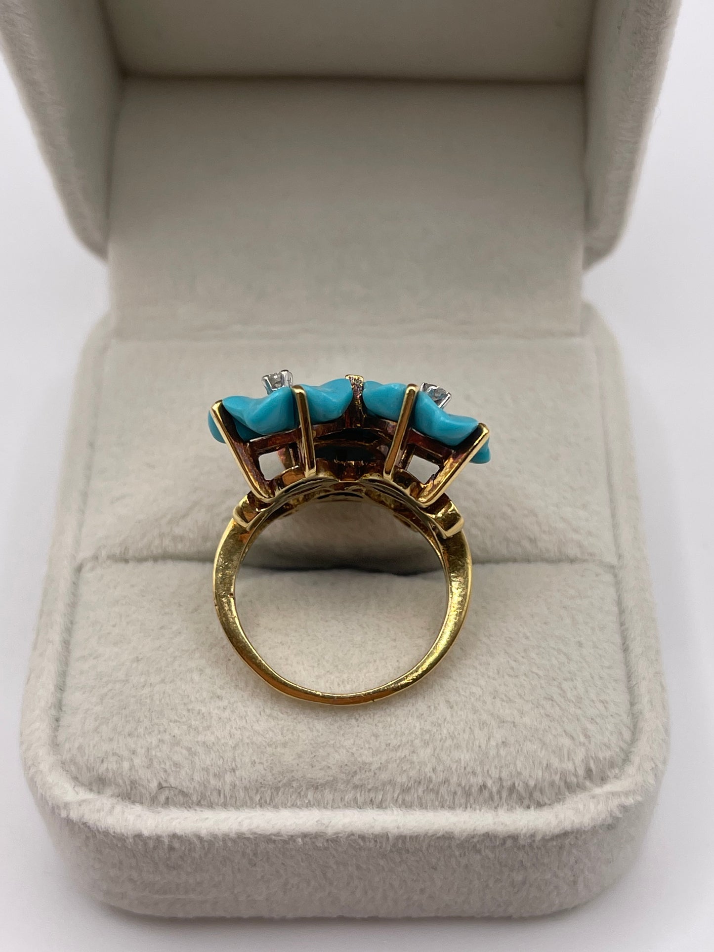 18ct gold turquoise and diamond ring