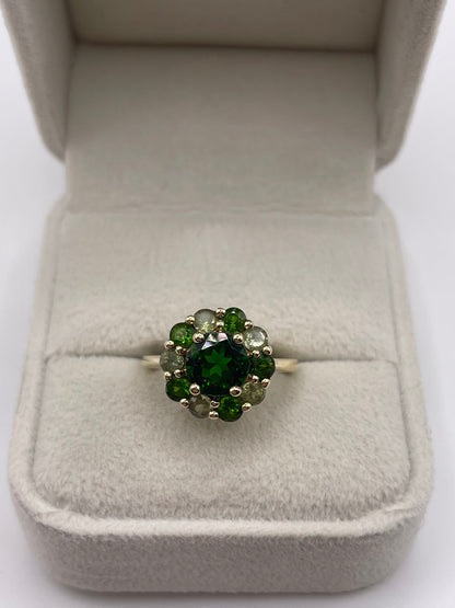 9ct gold diopside and quartz cluster ring