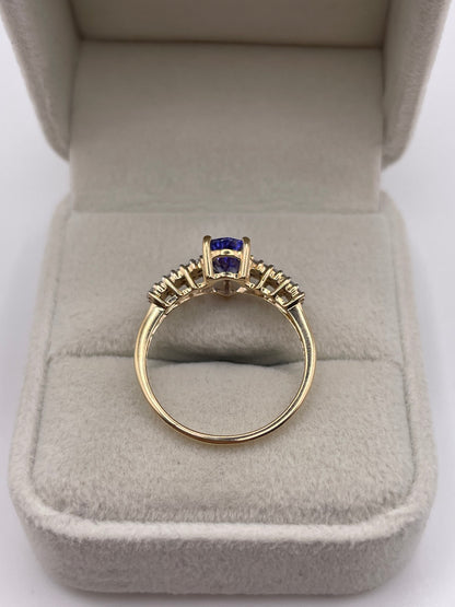 9ct gold tanzanite and zircon ring
