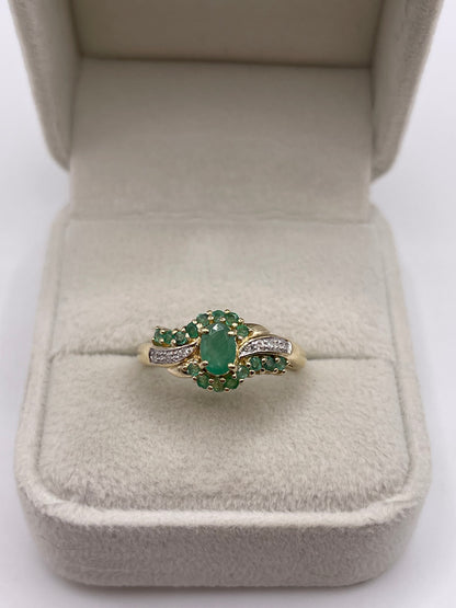 9ct gold emerald and diamond ring