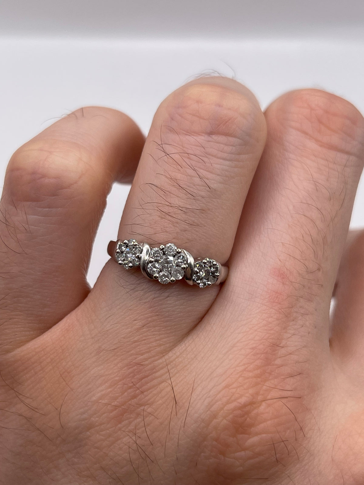 9ct white gold diamond cluster ring