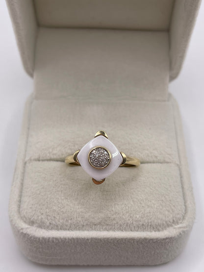 9ct gold ceramic and diamond ring