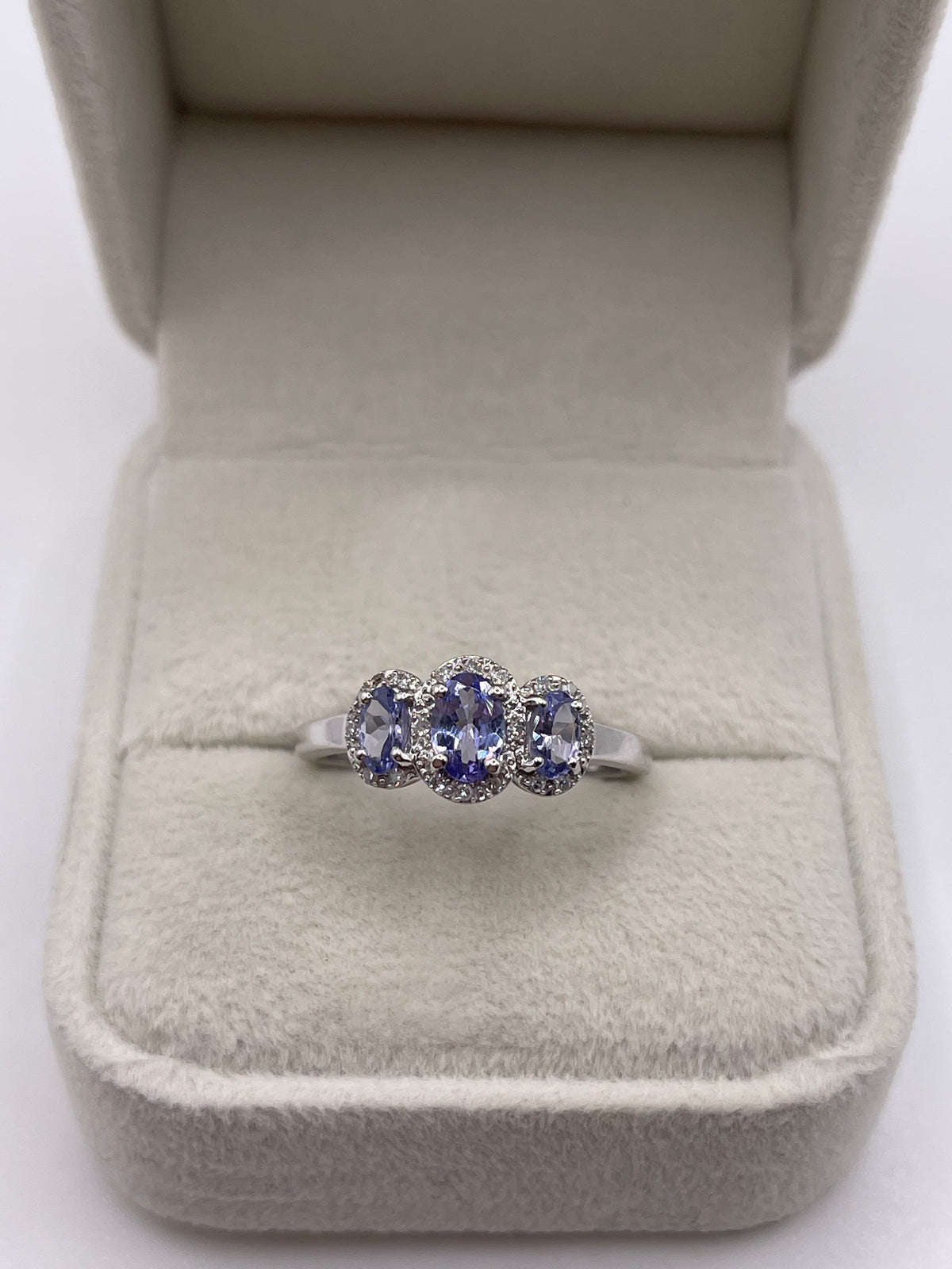 9ct white gold tanzanite and diamond ring