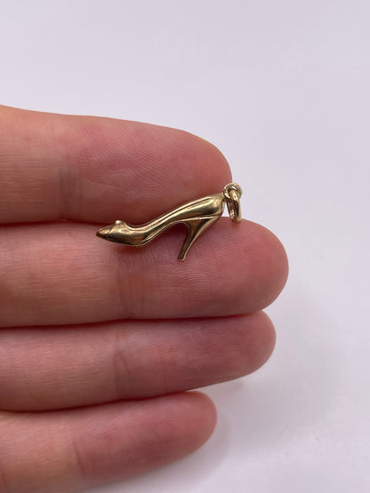 9ct gold heel charm
