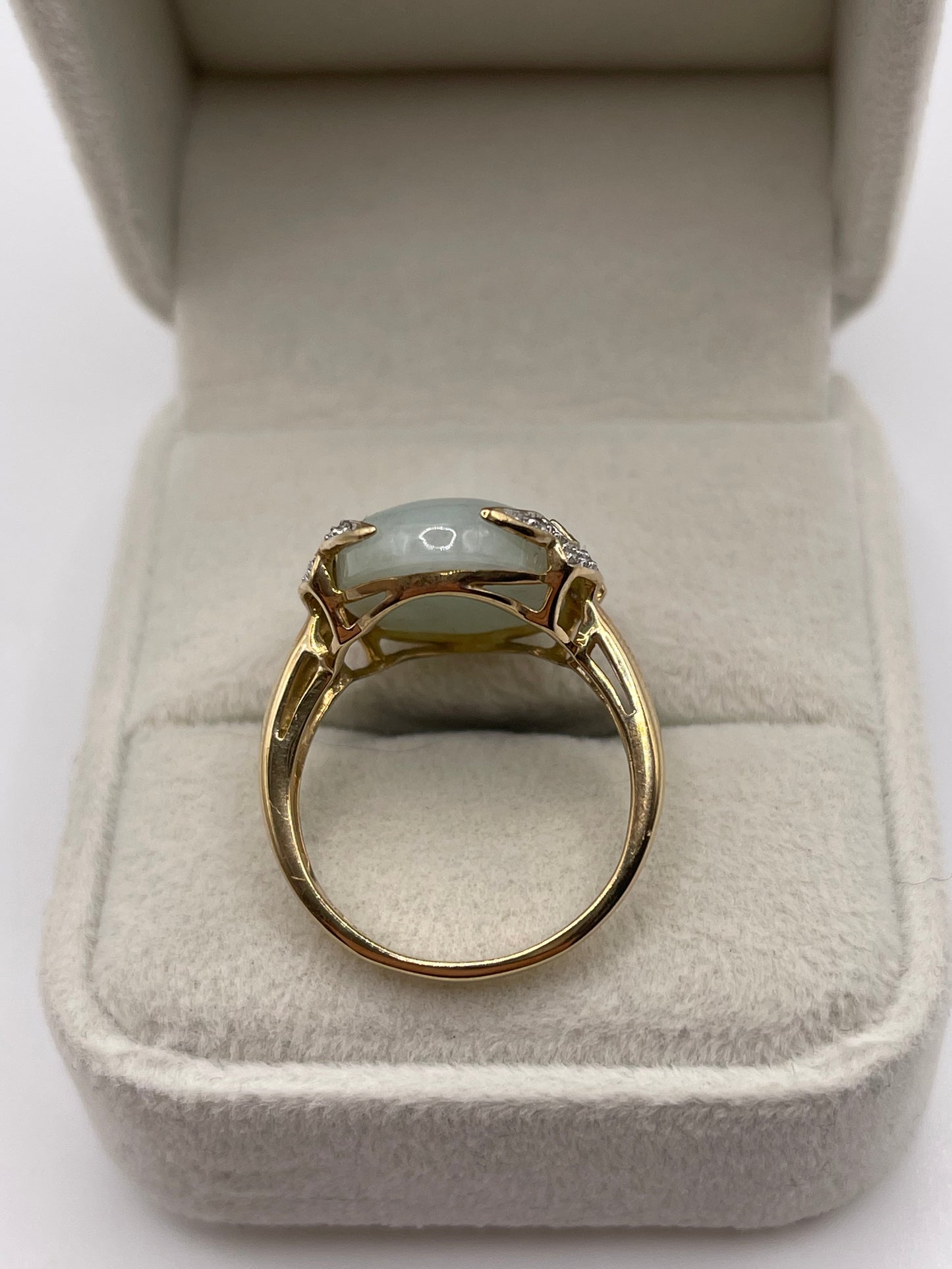 9ct gold jade and diamond ring