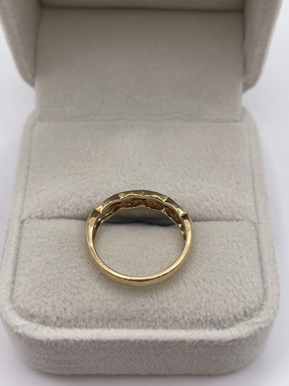 9ct gold sapphire and diamond ring