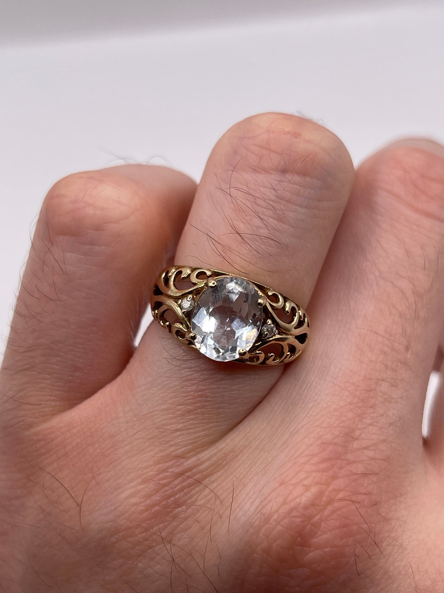 9ct gold topaz and diamond ring