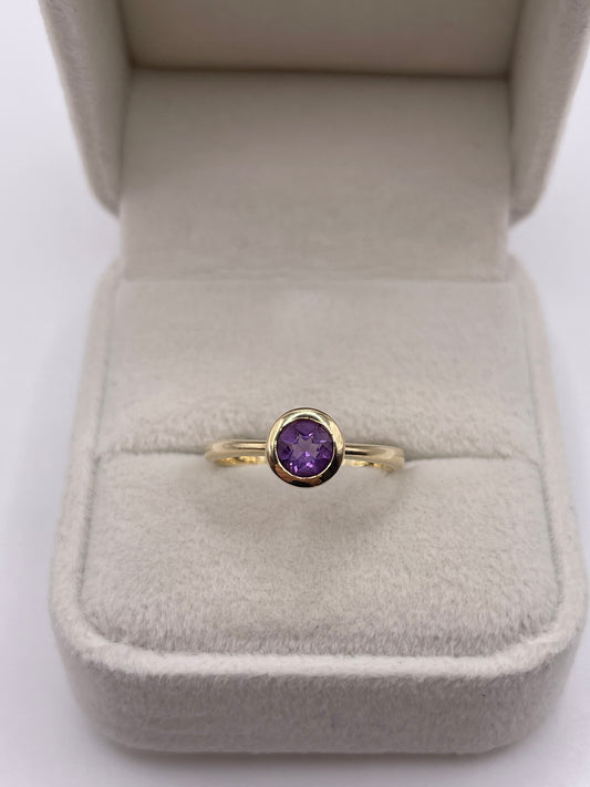 9ct gold amethyst ring