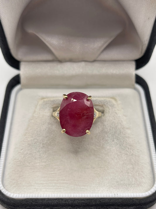 9ct gold ruby and diamond ring