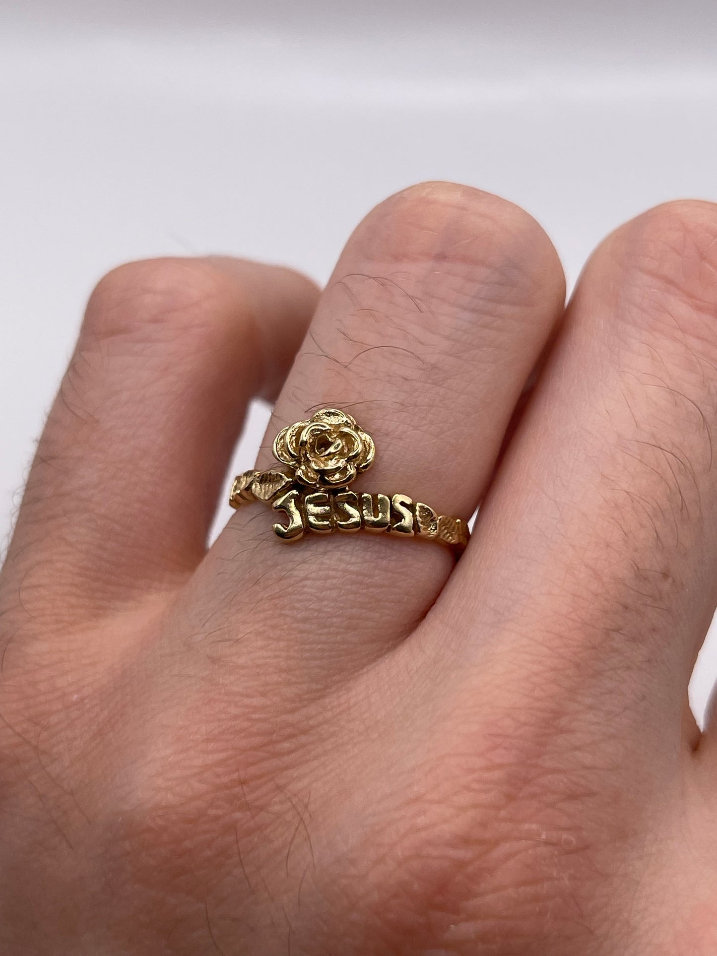 14ct gold Jesus ring
