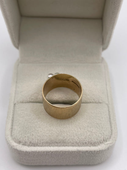 9ct gold pearl ring