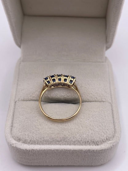 9ct gold kyanite ring