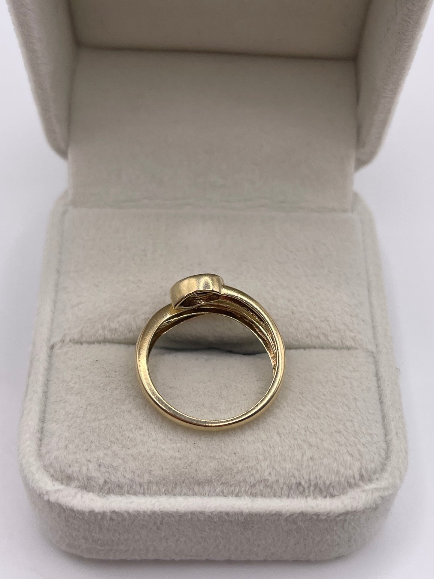 9ct gold amethyst ring