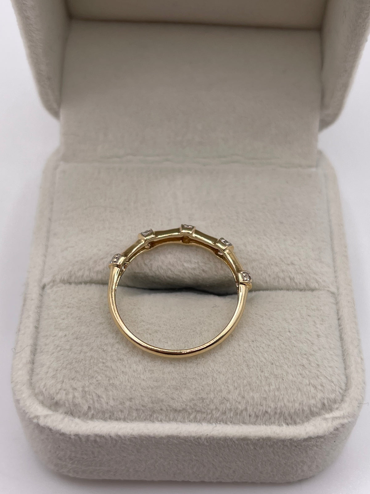 14ct gold diamond ring