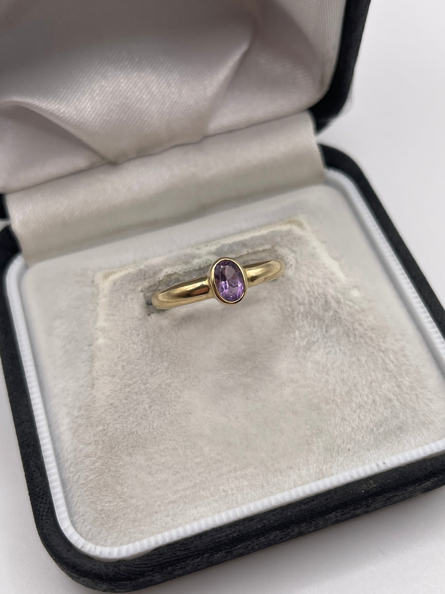 9ct gold amethyst ring