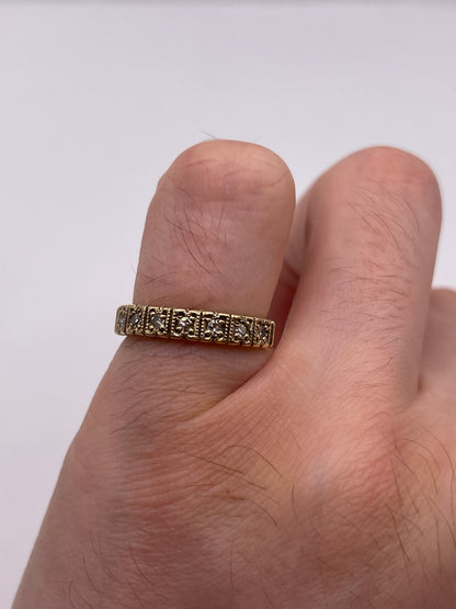 9ct gold diamond ring