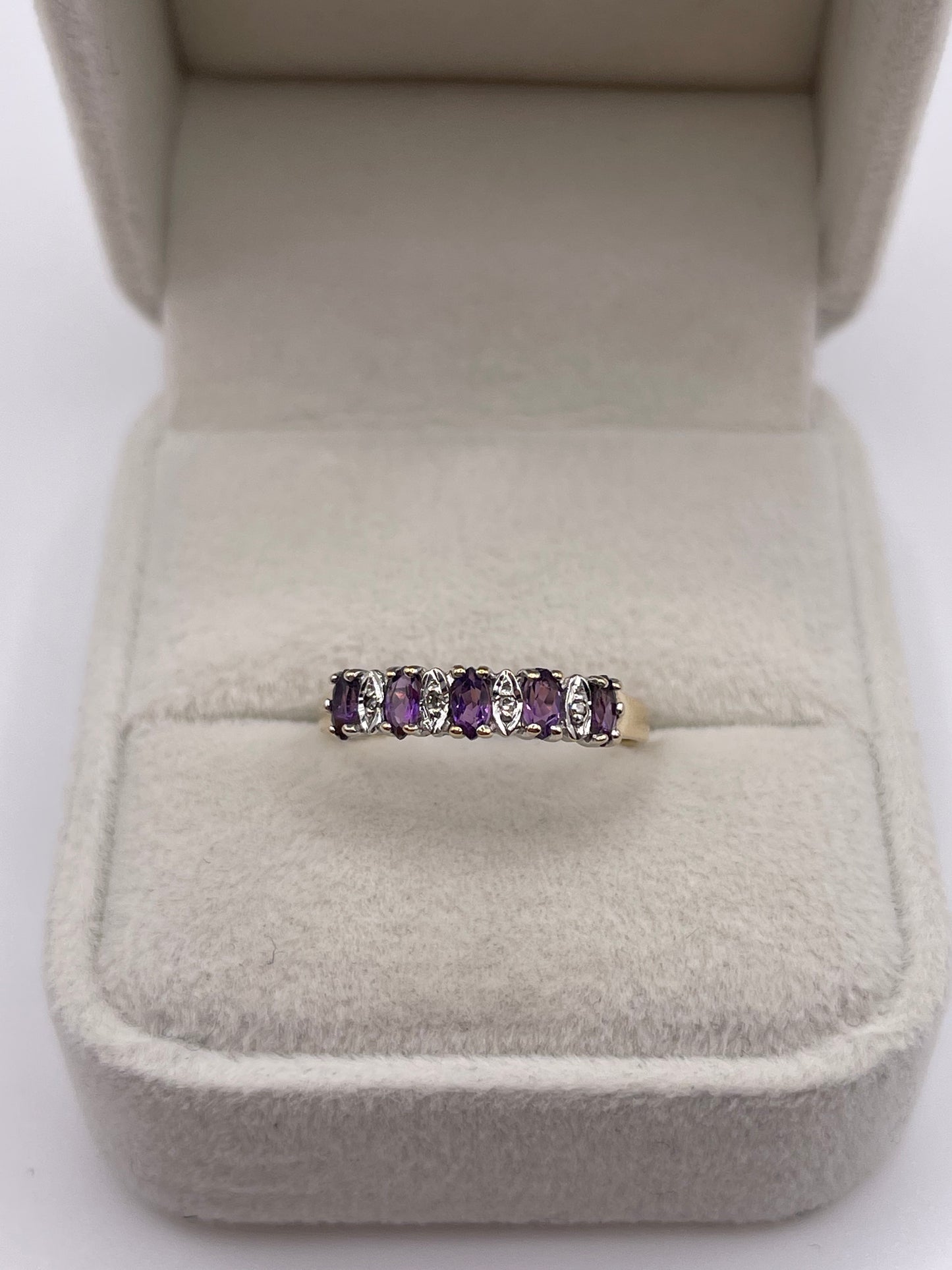 9ct gold amethyst and diamond ring