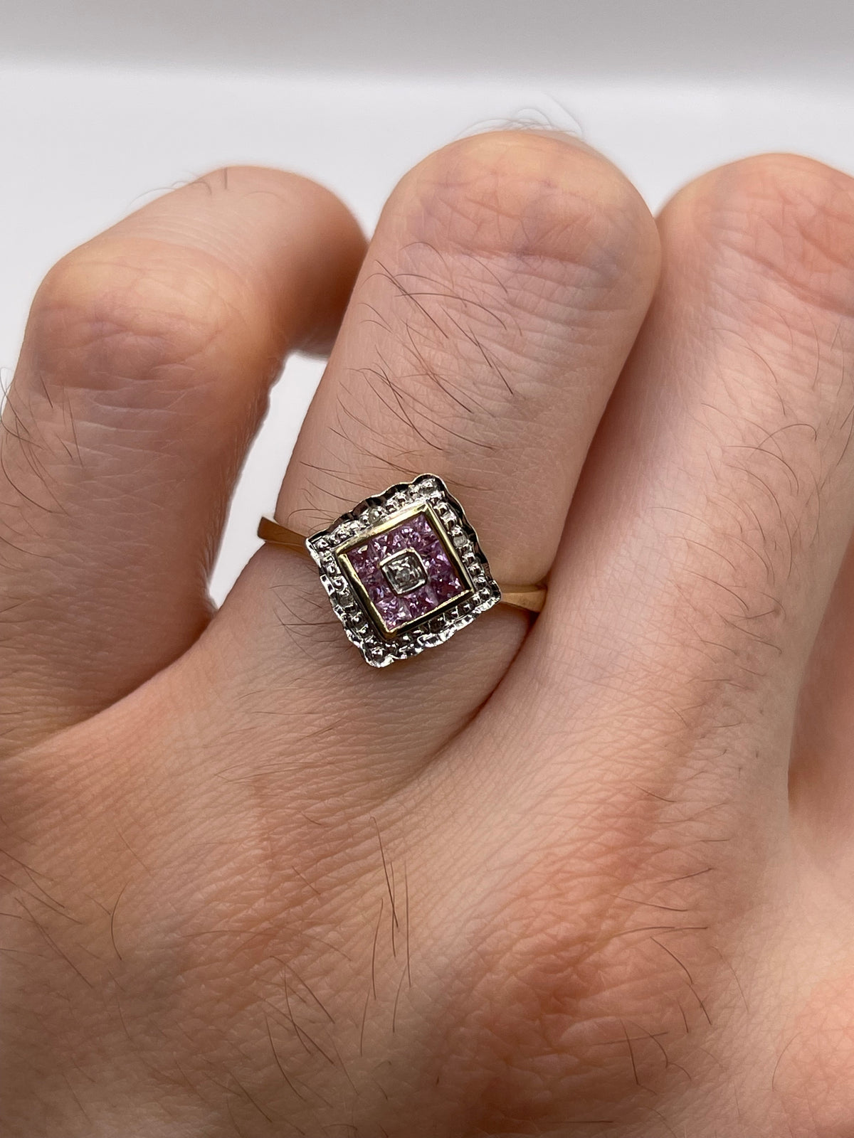 9ct gold pink sapphire and diamond ring