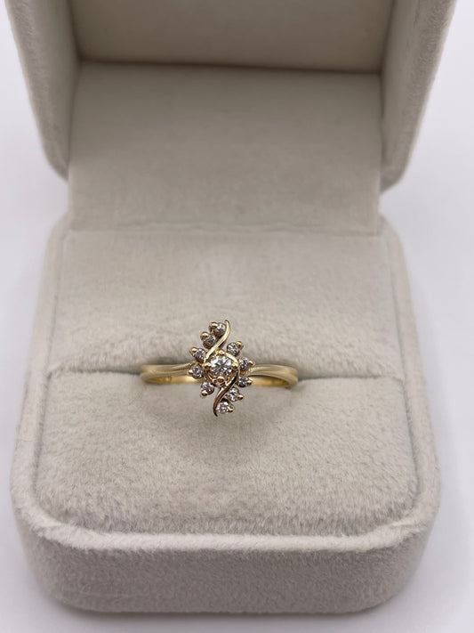 9ct gold diamond cluster ring
