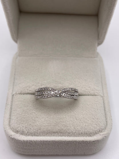 9ct white gold diamond cluster ring