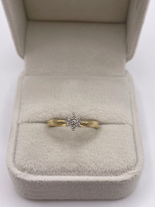 9ct gold diamond cluster ring
