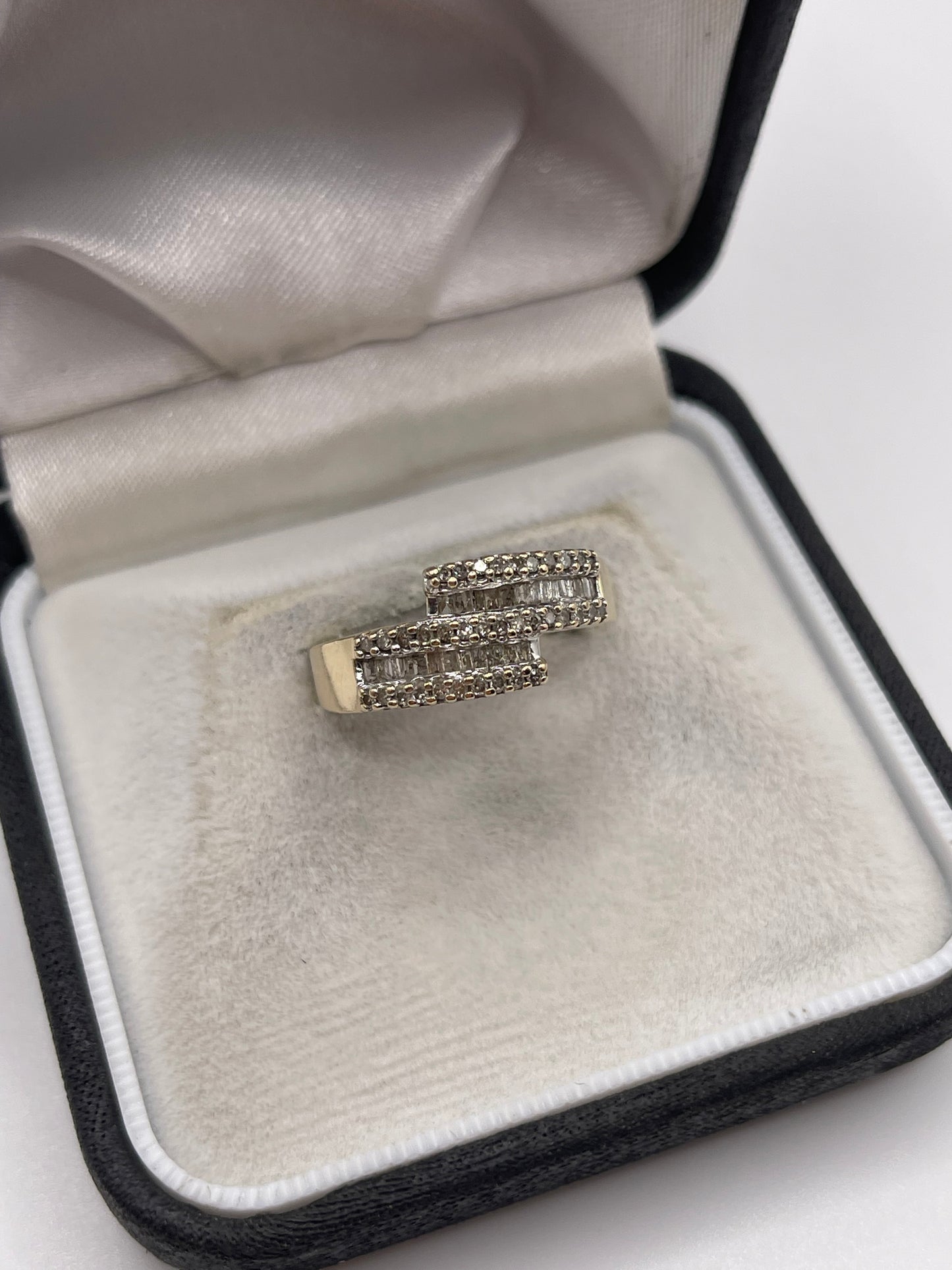 9ct gold 50 point diamond cluster ring