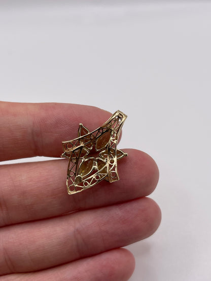 9ct gold peridot cluster pendant