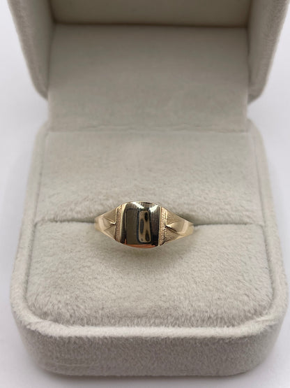 9ct gold signet ring