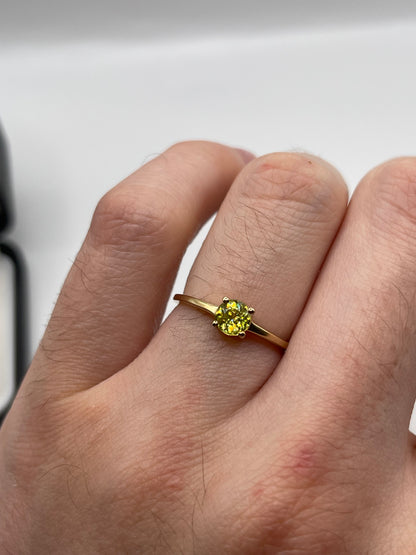 9ct gold sphene ring