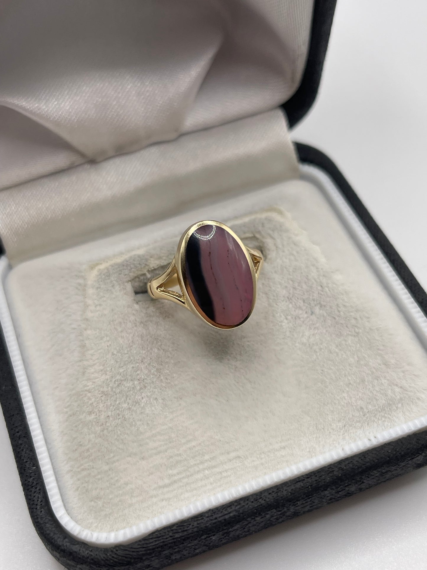 9ct gold gemstone ring
