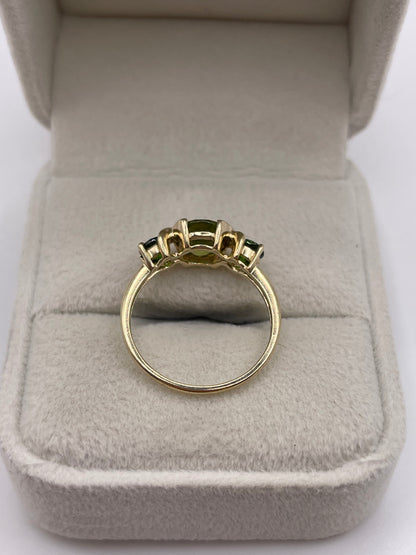 9ct gold peridot and diopside ring