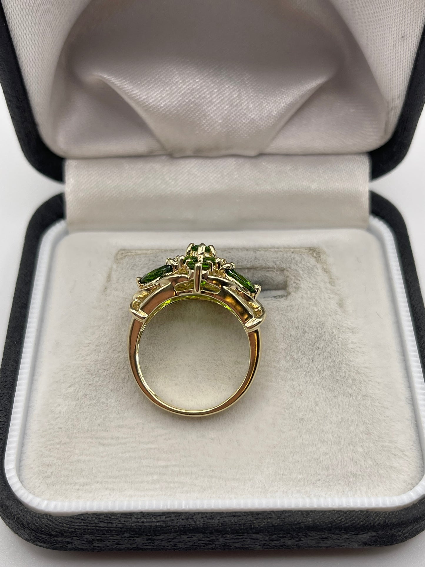 9ct gold diopside cluster ring