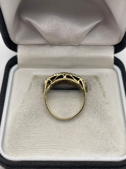 9ct gold sapphire ring