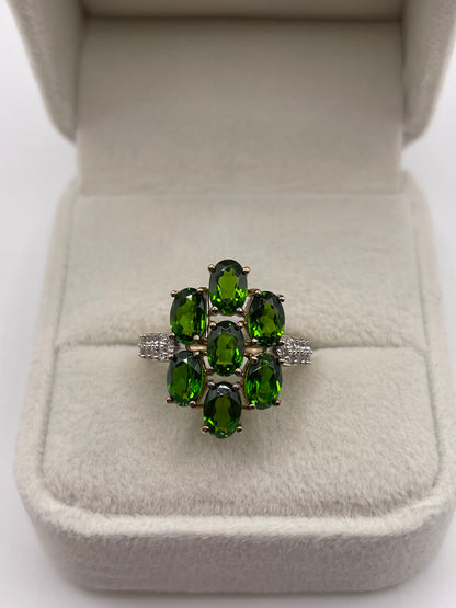 9ct gold diopside and zircon ring