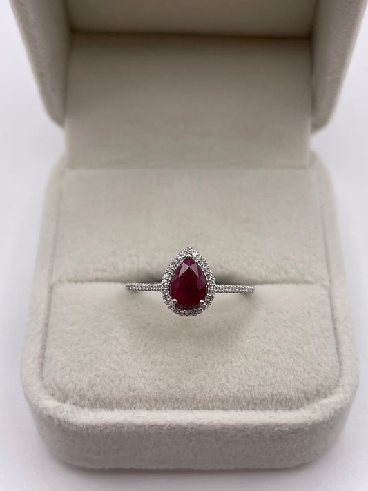 9ct white gold ruby and diamond ring