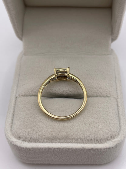9ct gold diamond cluster ring