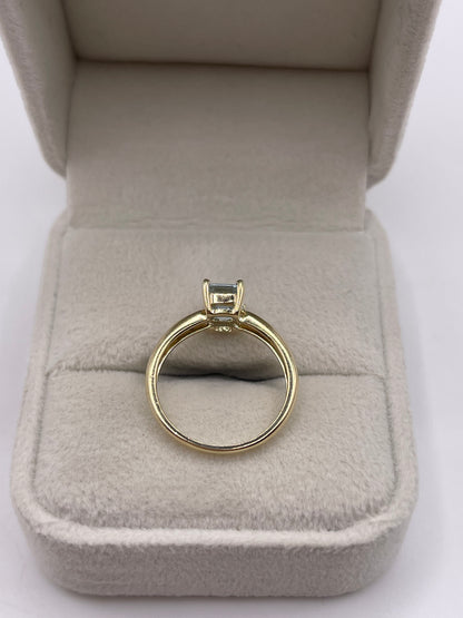 9ct gold aquamarine ring
