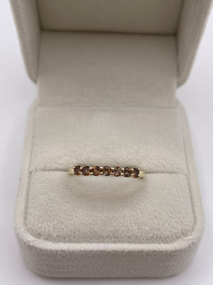 9ct gold quartz ring