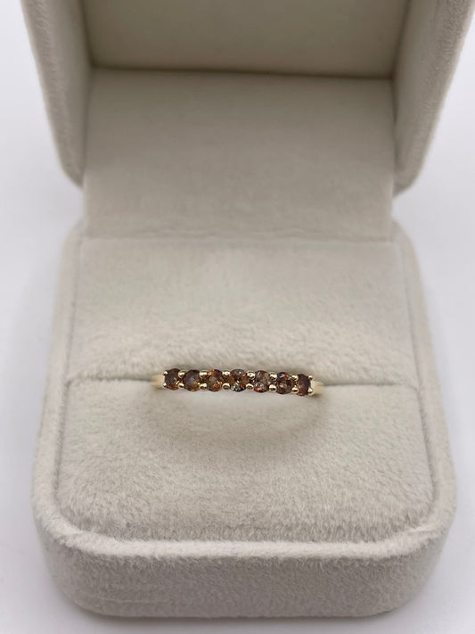 9ct gold quartz ring