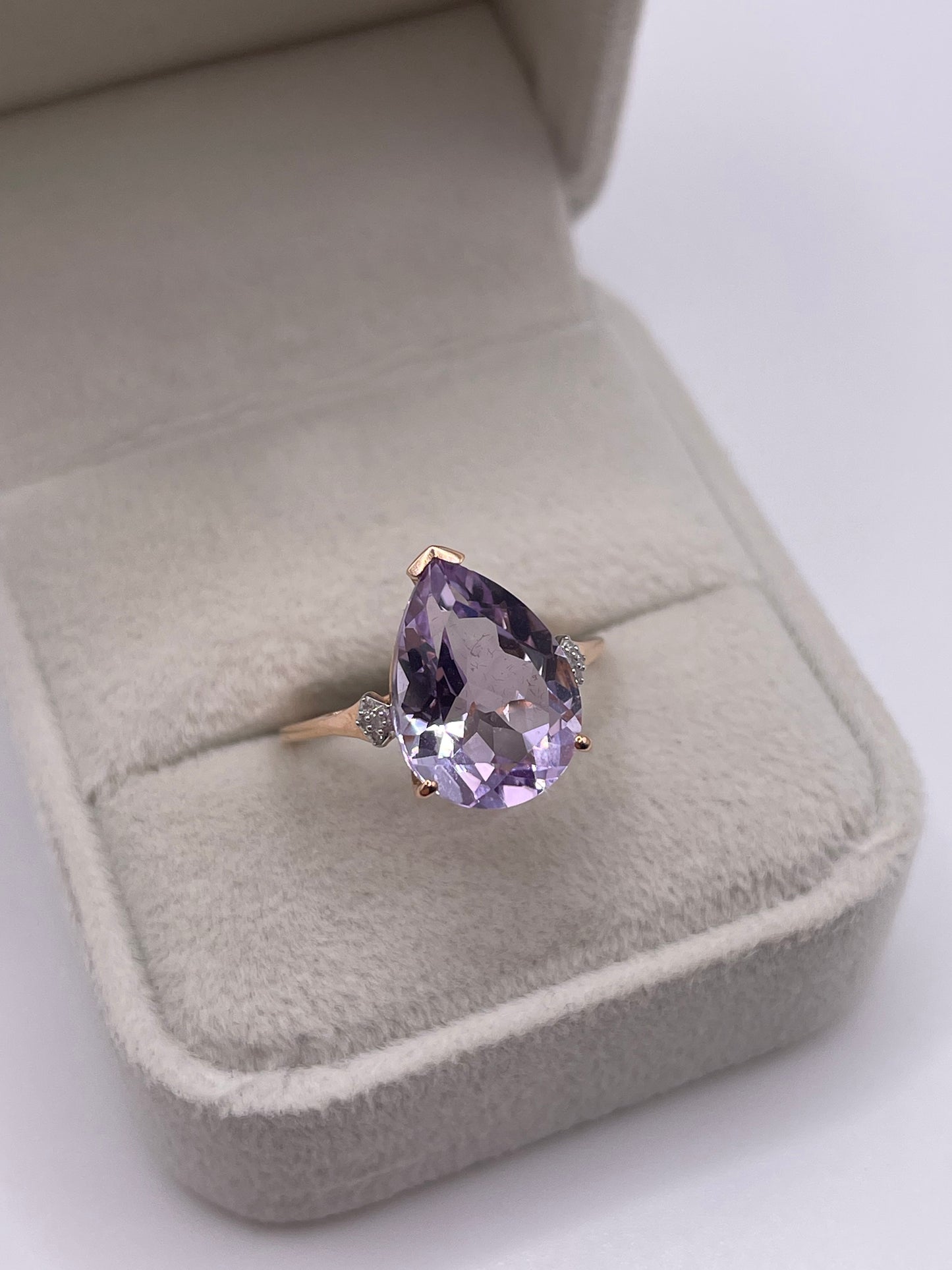 9ct rose gold amethyst and diamond ring