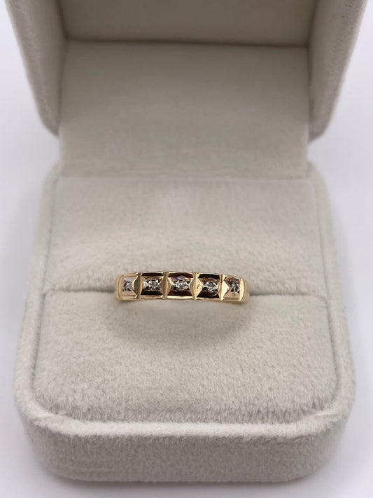 9ct gold diamond ring