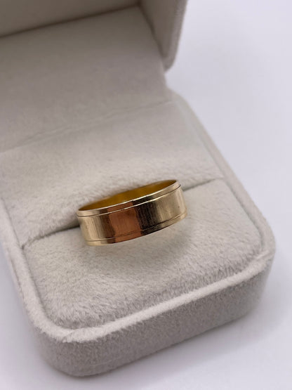 9ct gold band