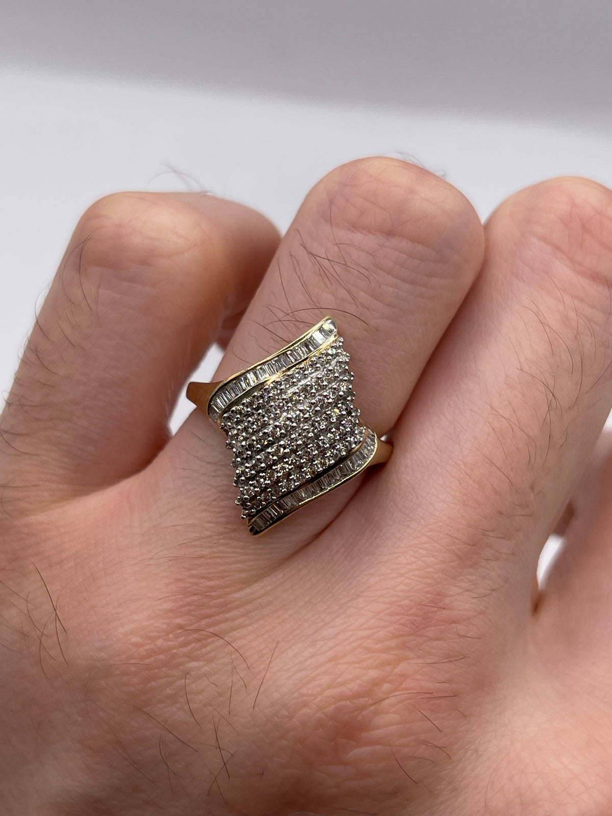 9ct gold diamond cluster ring